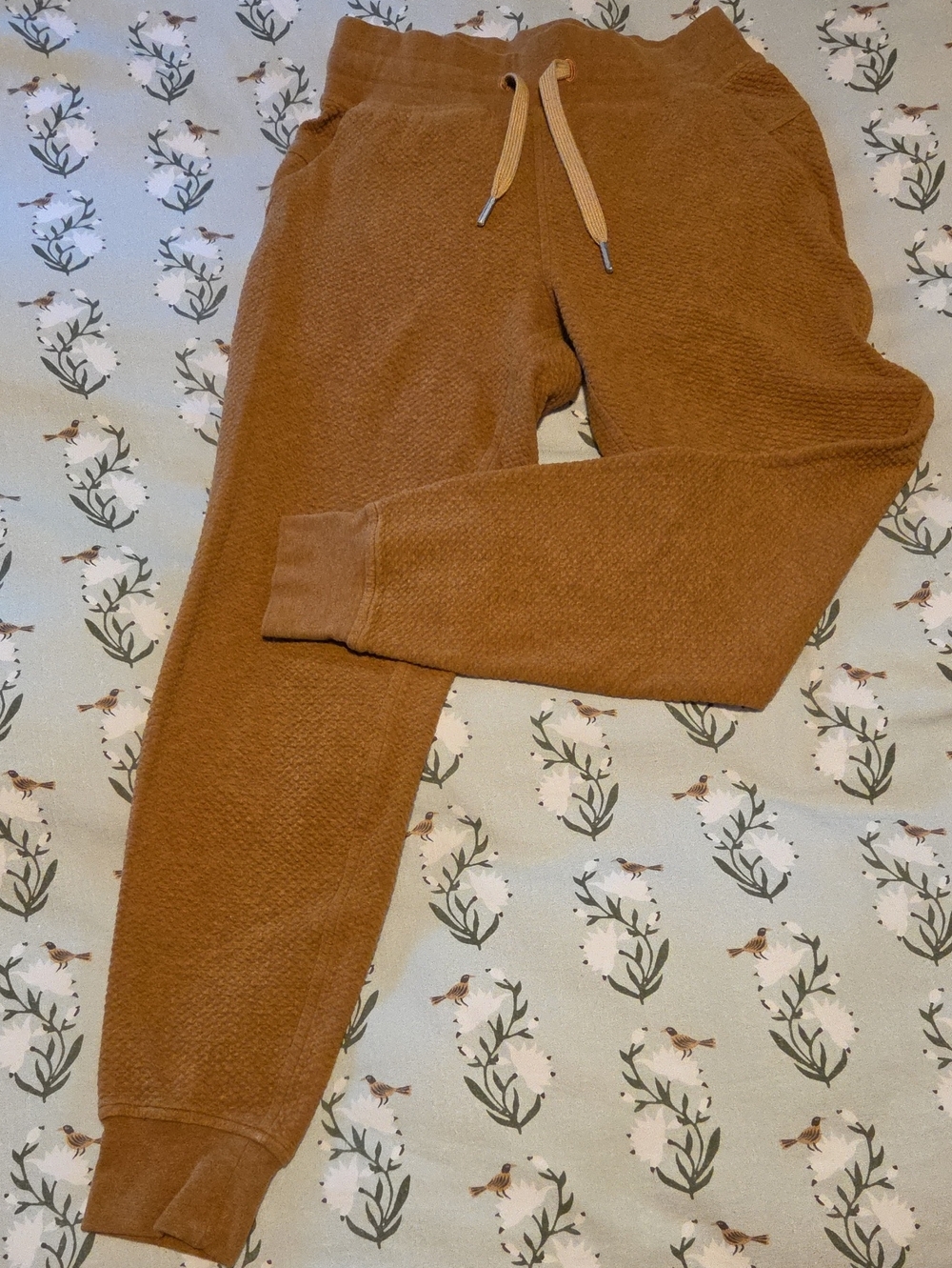 Lululemon Cozy Textured Joggers in Camel Brown